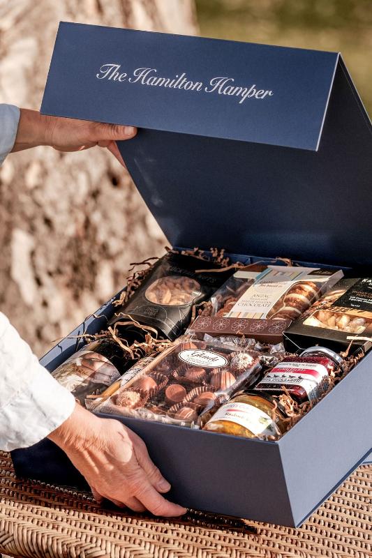 Create a gift hamper