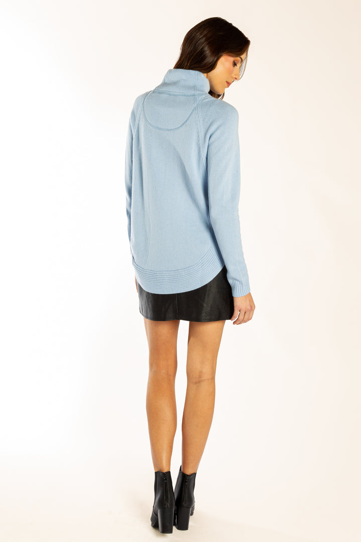 Bow &amp; Arrow Normal Funnel Neck