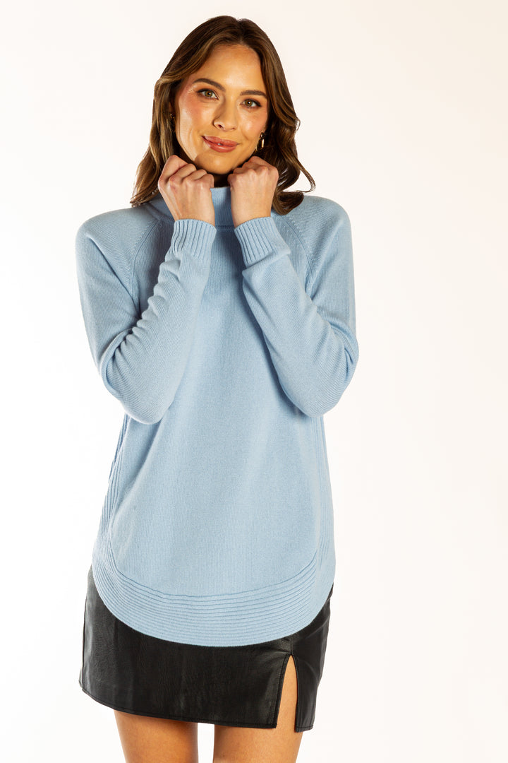 Bow &amp; Arrow Normal Funnel Neck