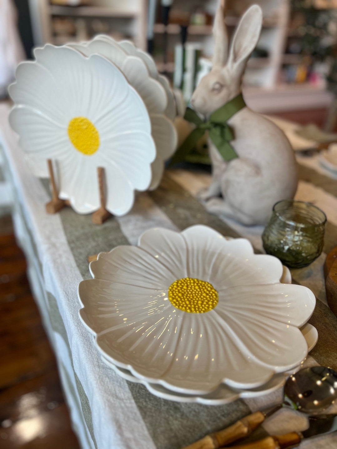 Noss Flower Plate