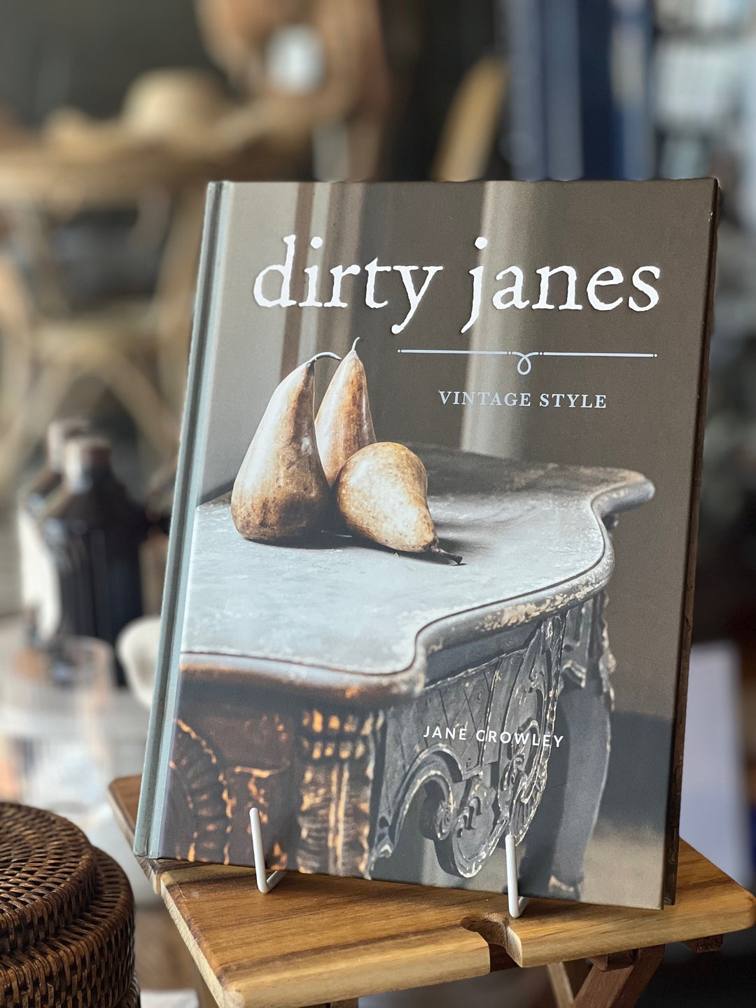 BOOK - Dirty Janes Vintage Style