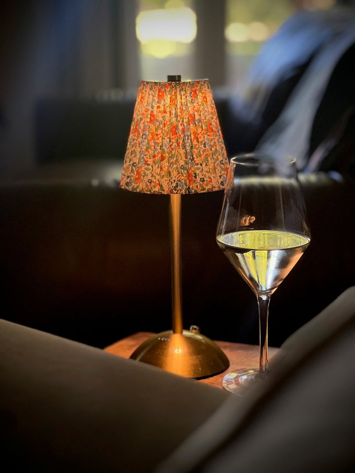 Ribbed Cloth LED Lamp